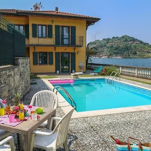 La Casa Sul D'iseo , Sulzano Italien